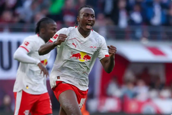 27场贡献11球6助，迪奥曼德身价暴涨!